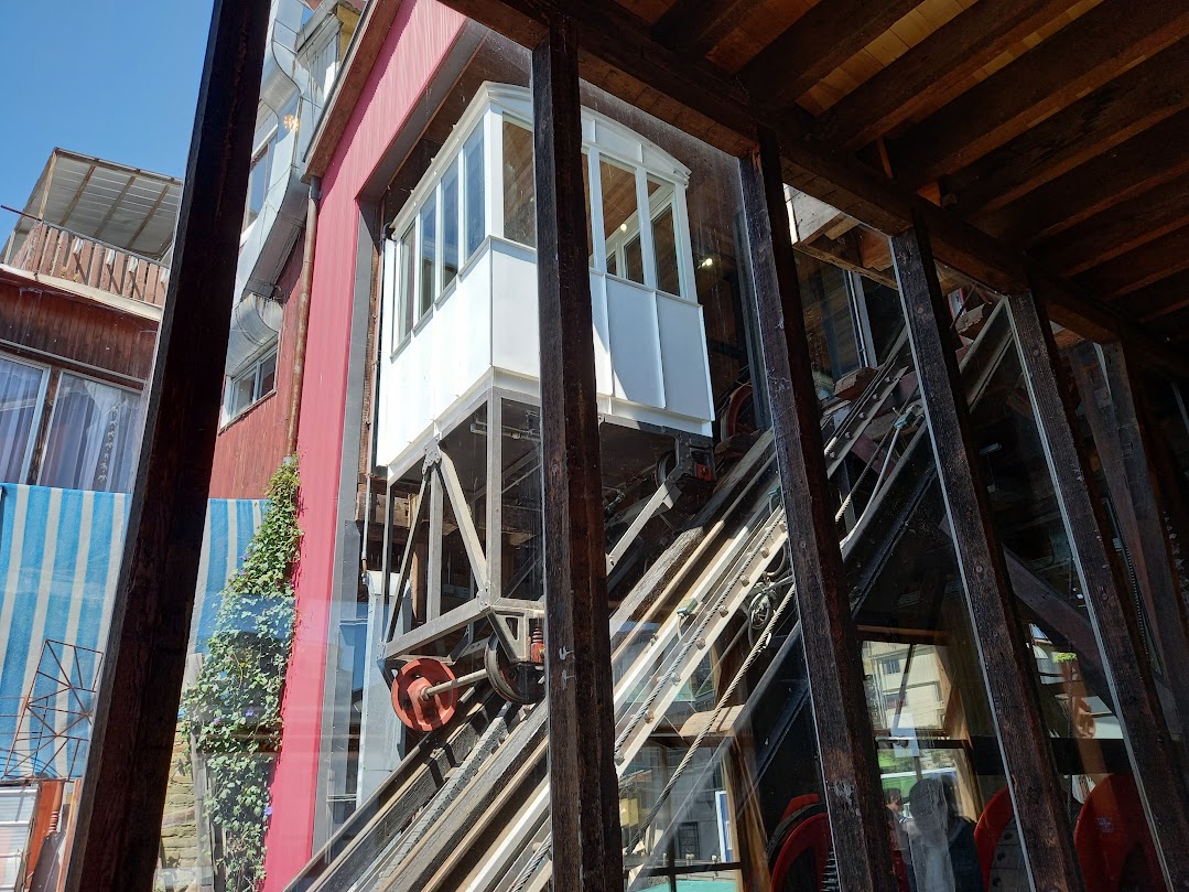 Ascensor Espíritu Santo